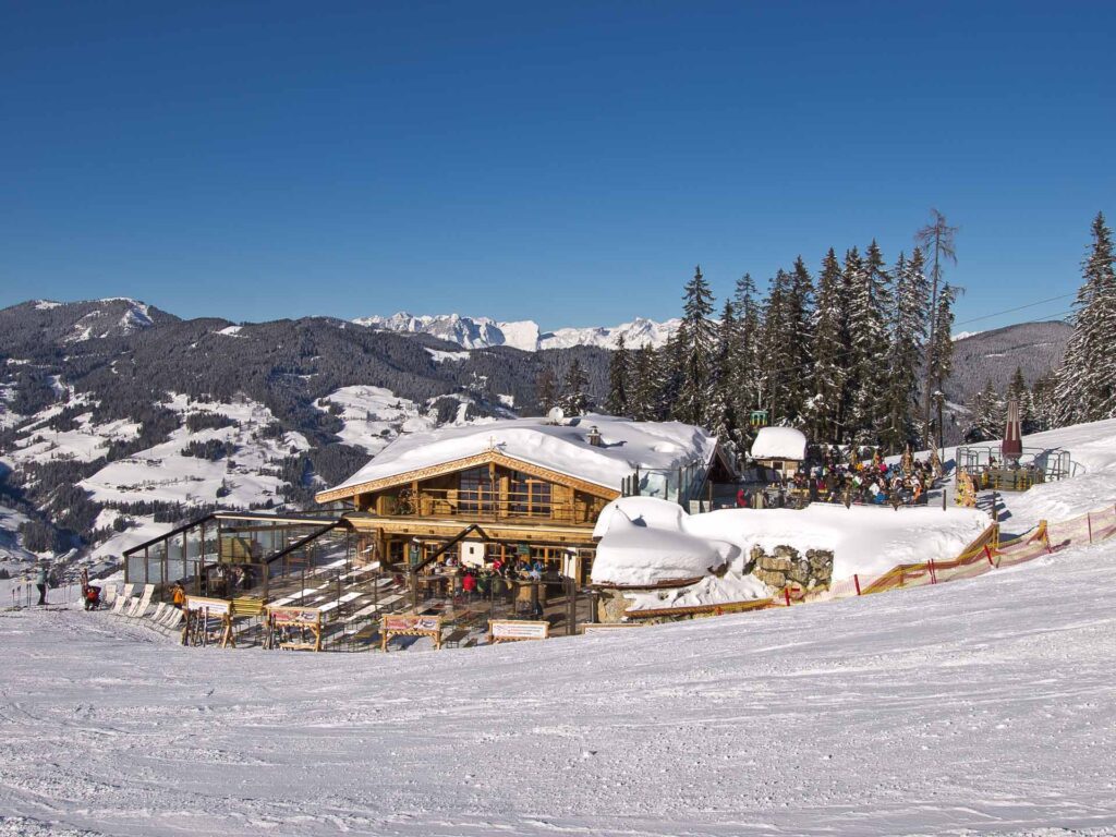 Skihütte Wagrain mit Panorama